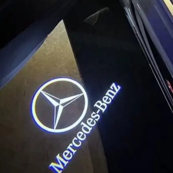 4 Mercedes Benz car door puddle lights - Picture 1 of 4